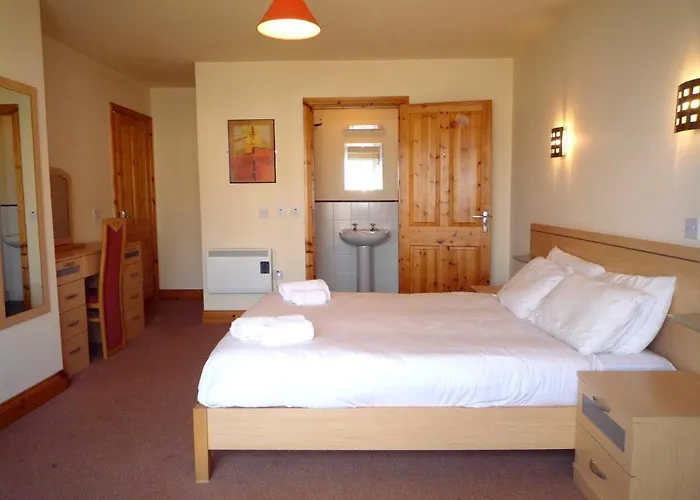 펜션 Innisfallen Homes By Trident Homes